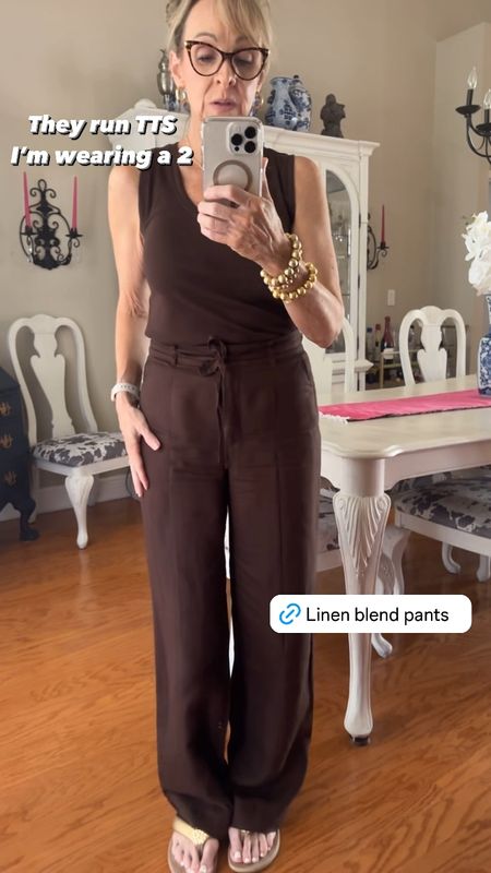 My favorite pants for this season. Linen blend means they are lightweight and breathable minus all the wrinkles. They run TTS.
Summer 
Summer Outfits


#LTKSaleAlert #LTKVideo #LTKOver40