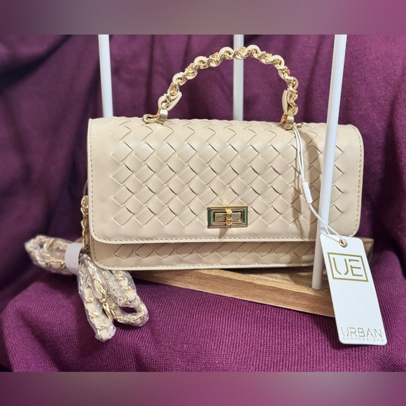 SALE- Urban Expressions Lulu Crossbody in Oatmilk NWT | Poshmark