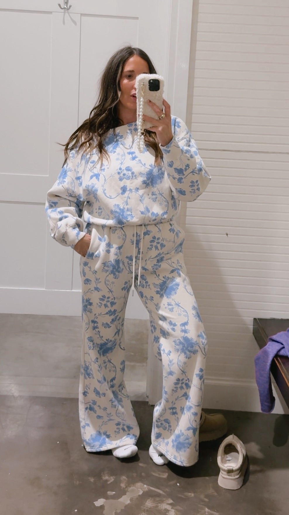 Last day of the Abercrombie sale for an additional 15% off use CYBERAF

#LTKHoliday #LTKCyberWeek #LTKSaleAlert