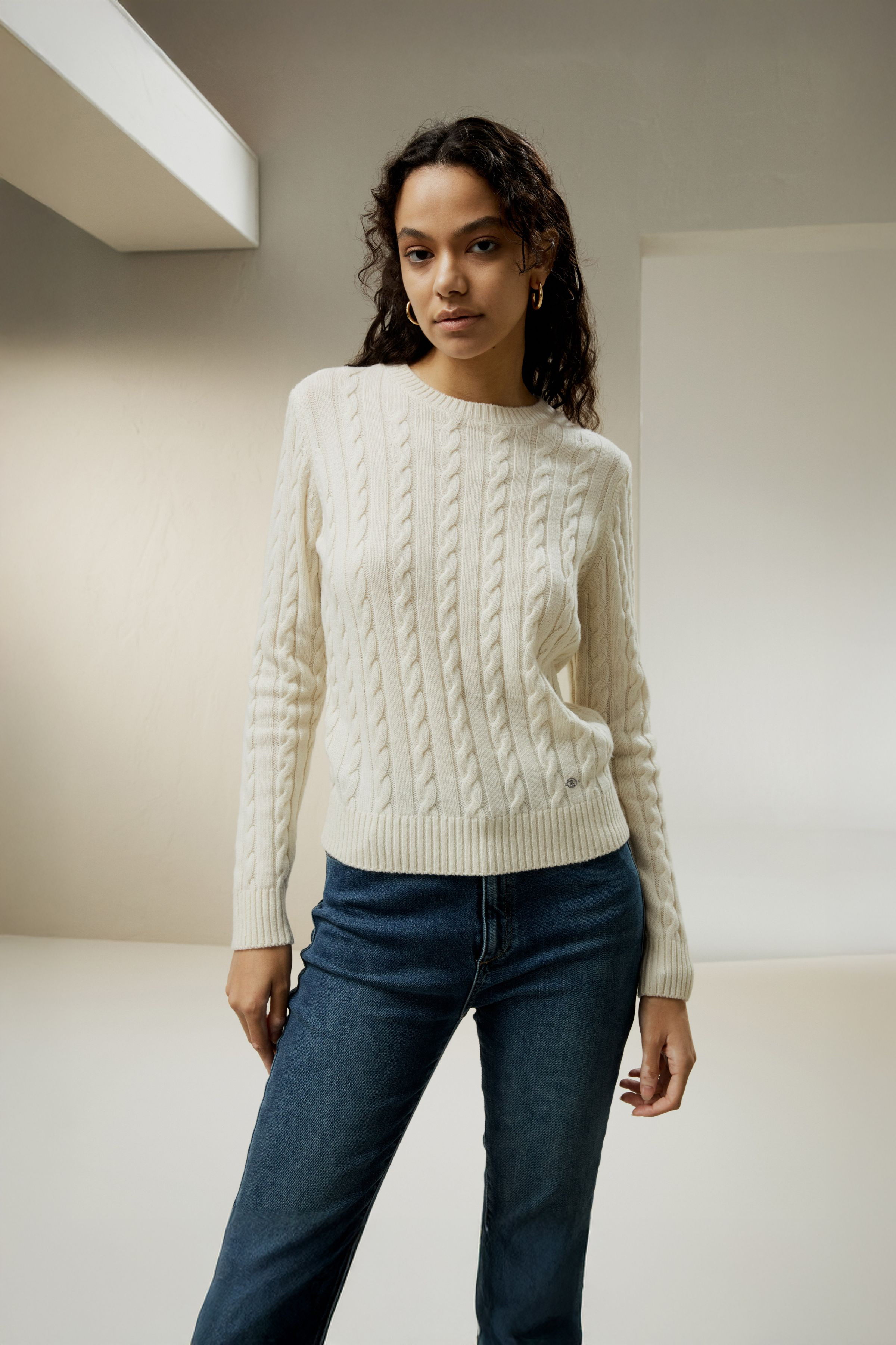 Classic Cable Knit Sweater with Ribbed Edges | LilySilk
