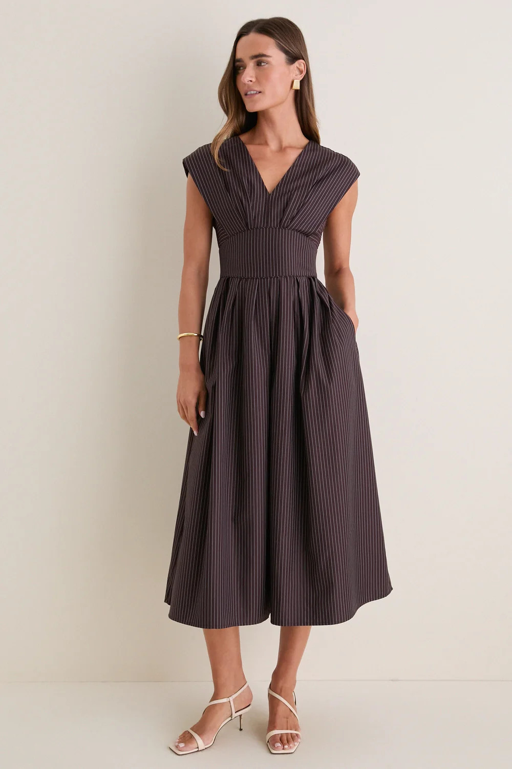 Espresso In Full Bloom Midi Dress | Tuckernuck (US)