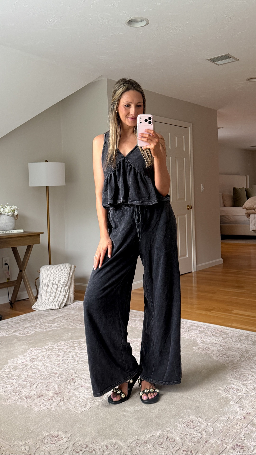 cute, comfortable, affordable outfits for busy moms 🤎

#LTKootd #LTKmomlife #LTKSeasonal