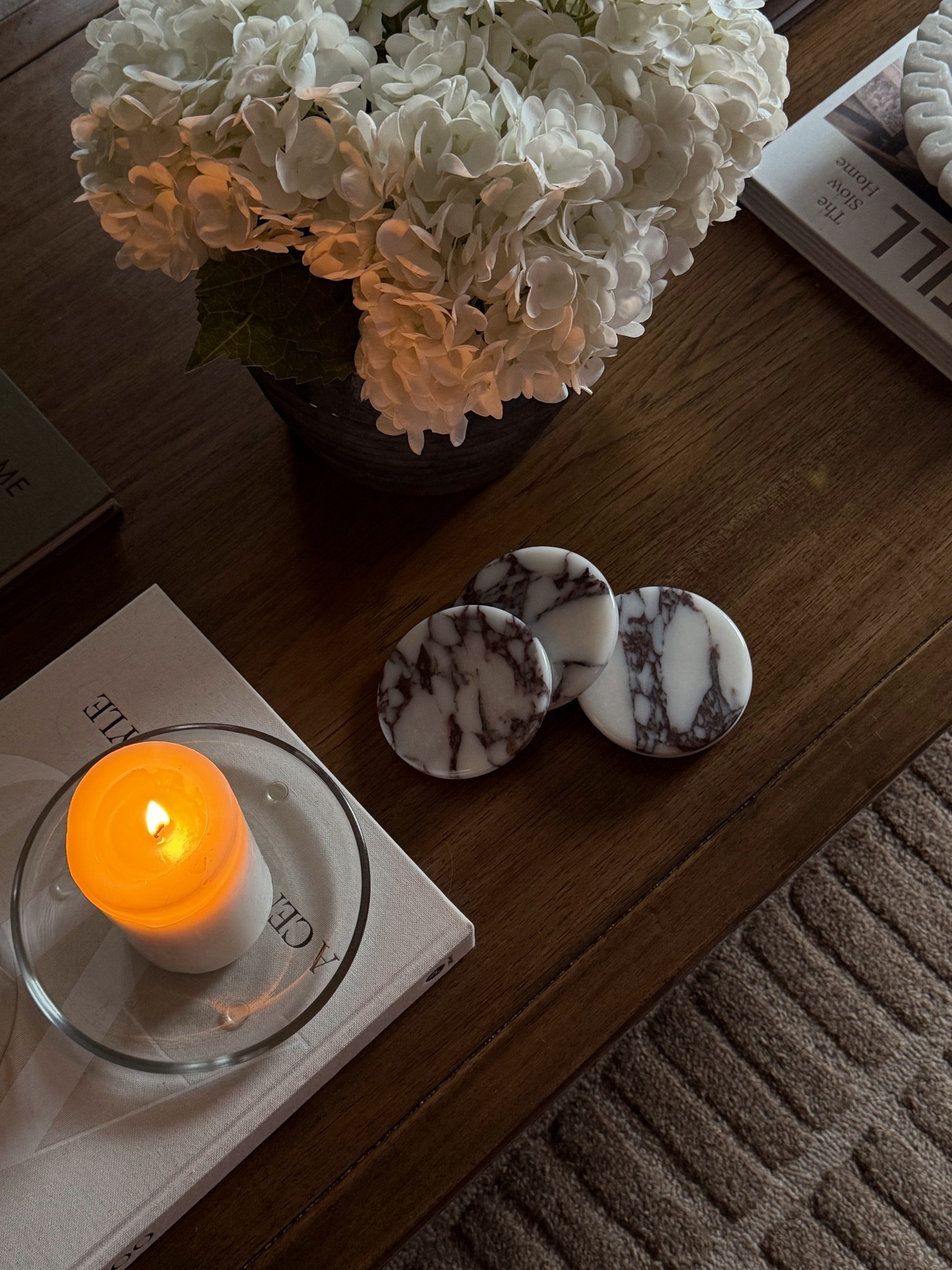 these marble coasters are stunning 🤭 

Amazon finds, amazon home finds, marble, marble home decor, home decor, affordable home finds, marble coaster