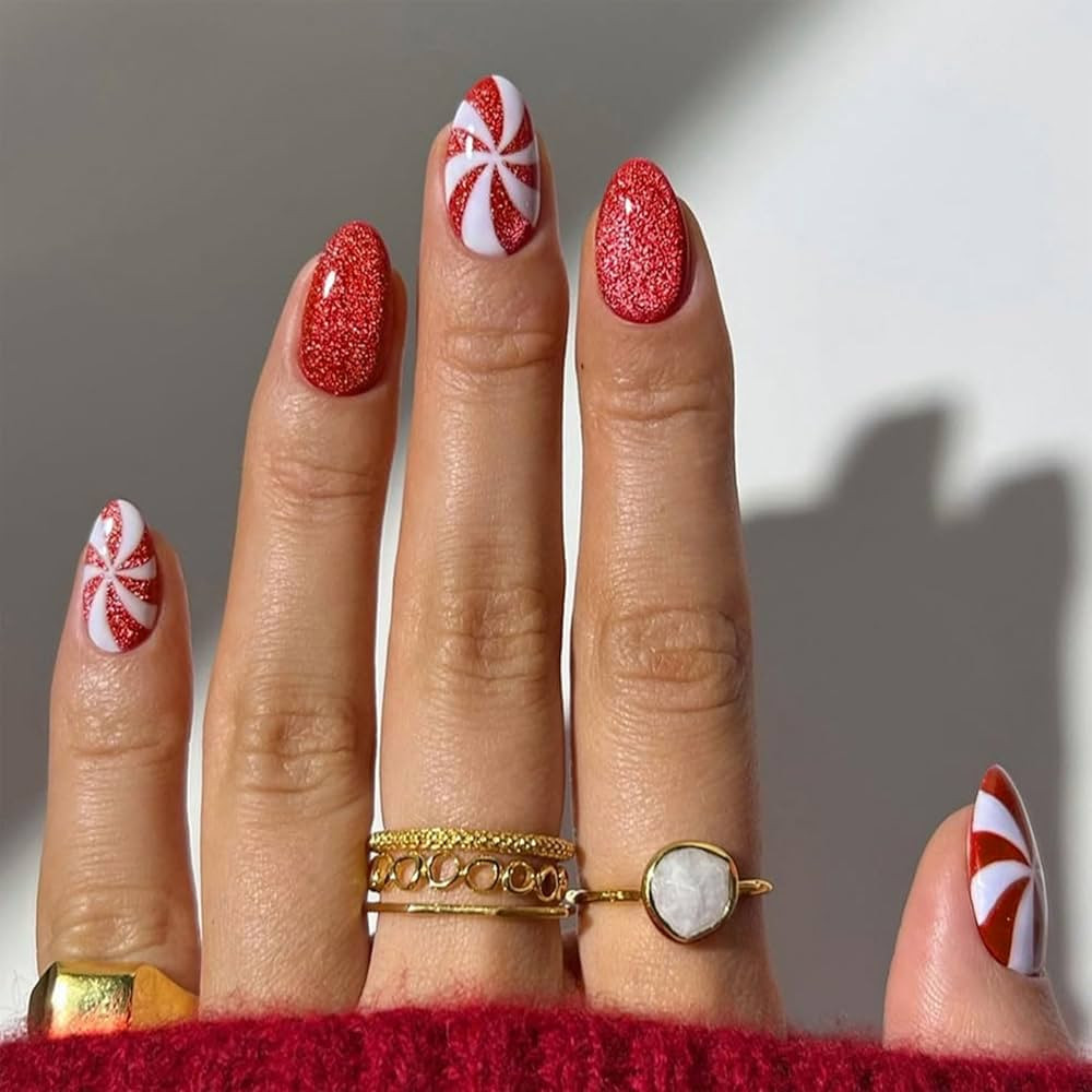 Christmas Press on Nails Short Almond Fake Nails with Candy Cane Swirl Design Cute Holiday False ... | Amazon (US)