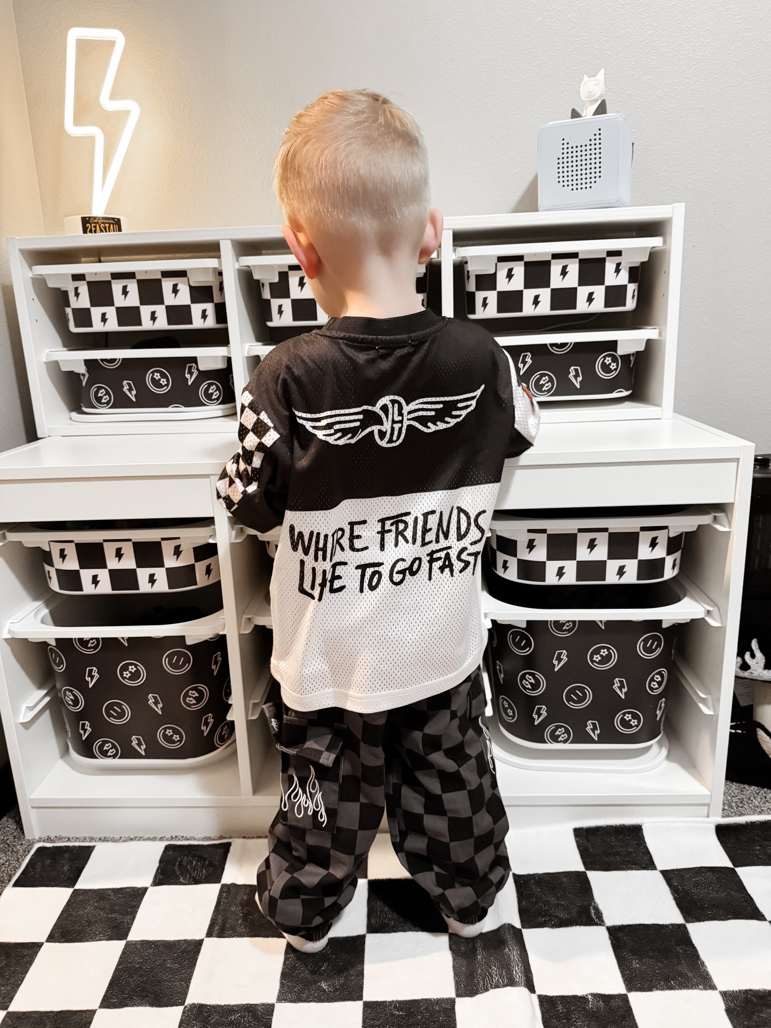 🏁ᴡʜᴇʀᴇ ꜰʀɪᴇɴᴅꜱ ʟɪᴋᴇ ᴛᴏ ɢᴏ ꜰᴀꜱᴛ🏁
pants~ @shopsmileydaze 


#LTKBaby #LTKootd #LTKKids