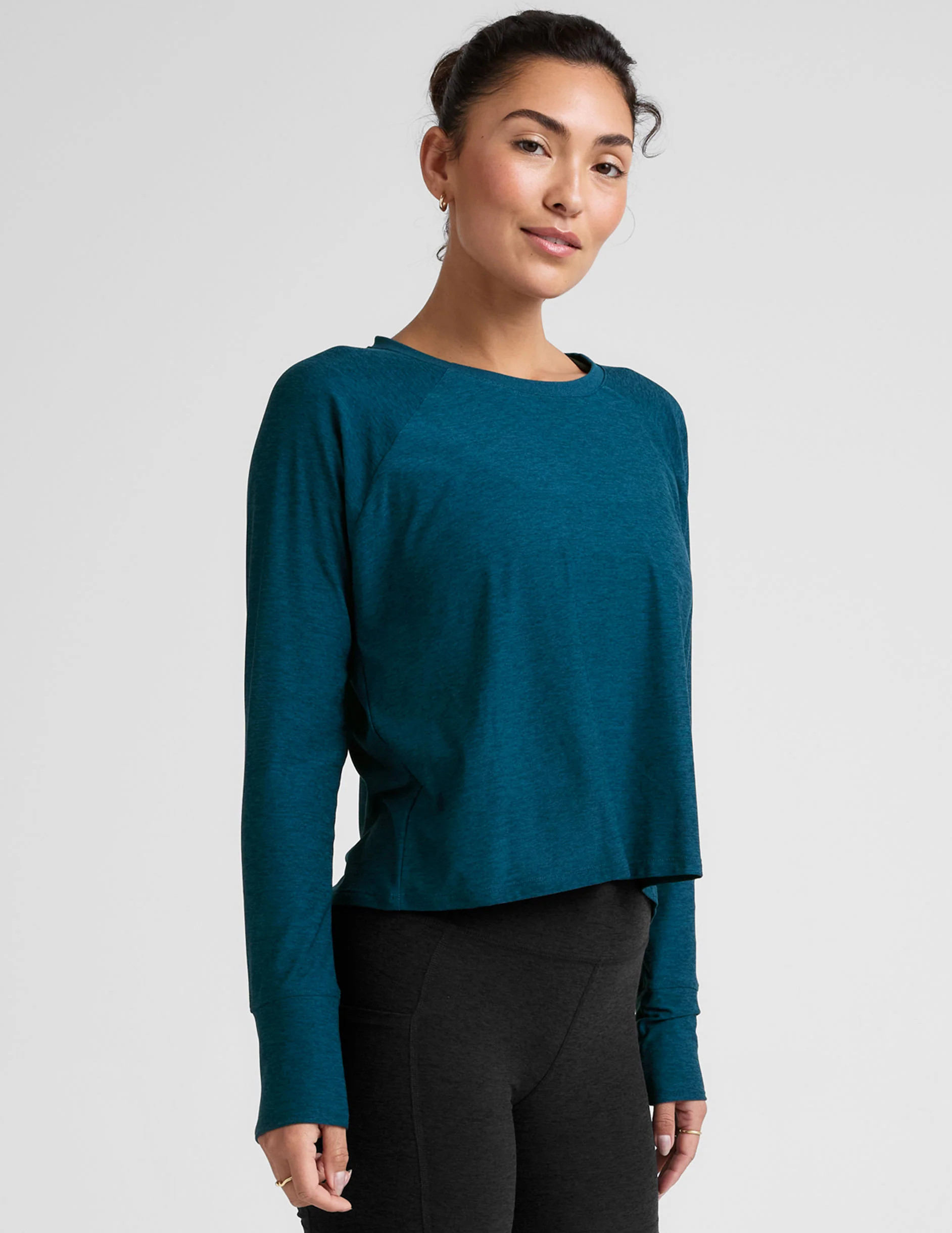 Featherweight Daydreamer Pullover | Beyond Yoga | Beyond Yoga