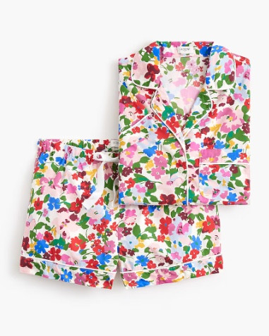Colorful floral pajamas 

#LTKSeasonal #LTKSaleAlert