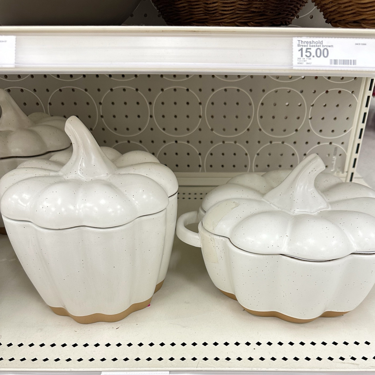 These pumpkin stoneware serving bowls are perfect for your fall entertaining and Thanksgiving dinner.

So pretty to serve in or just display with your fall decor. 

Only $20 each and there is also a smaller size for $10.

#LTKFindsUnder50 #LTKSeasonal #LTKHome