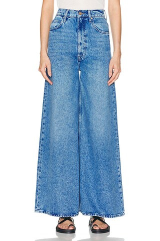 SNACKS! The Sugar Cone Skimp | FWRD 