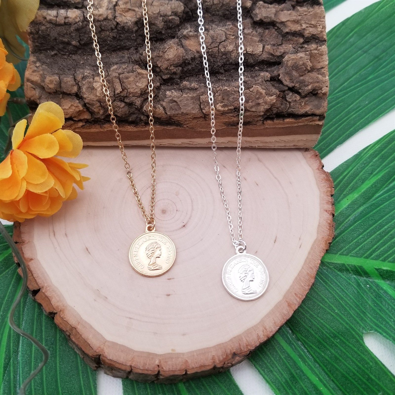 Queen Coin Necklace | Jane