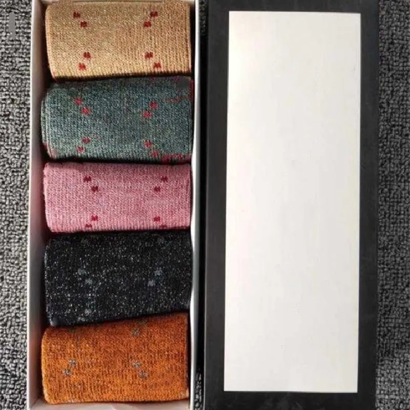 Women Classic Letter Socks Women Gril Fashion Crew Sock Casual Cotton Socks Candy Color Letter Pr... | DHGate