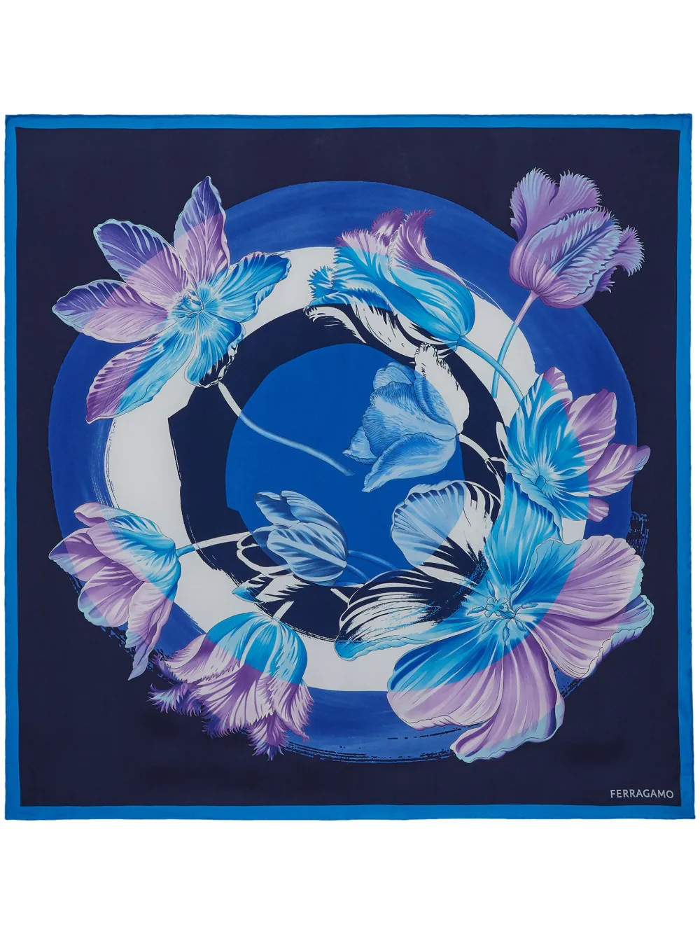Ferragamo Foulard En Soie Imprimé - Farfetch | Farfetch Global
