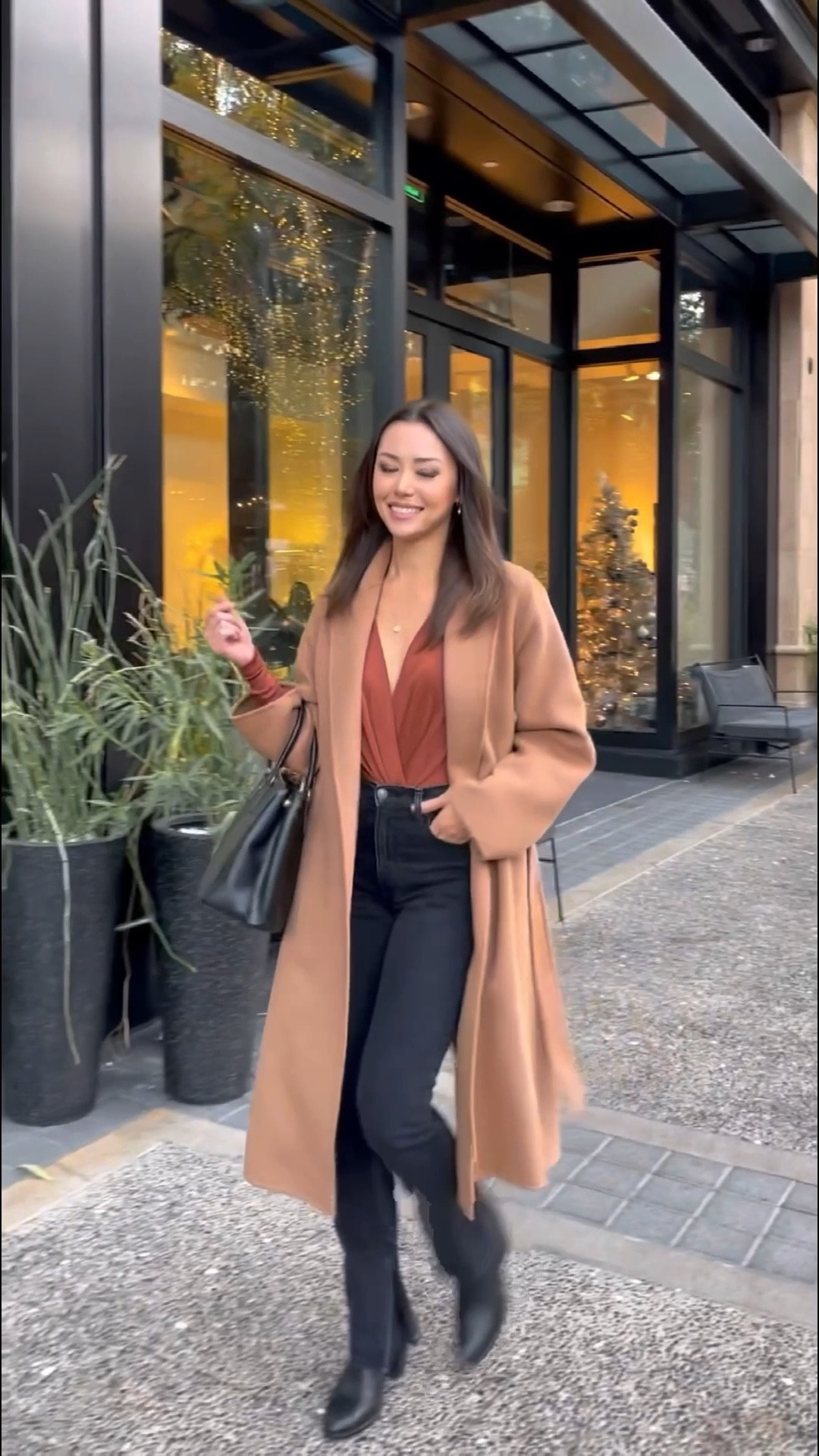 One of my favorite fall/winter camel coats! Size XS 