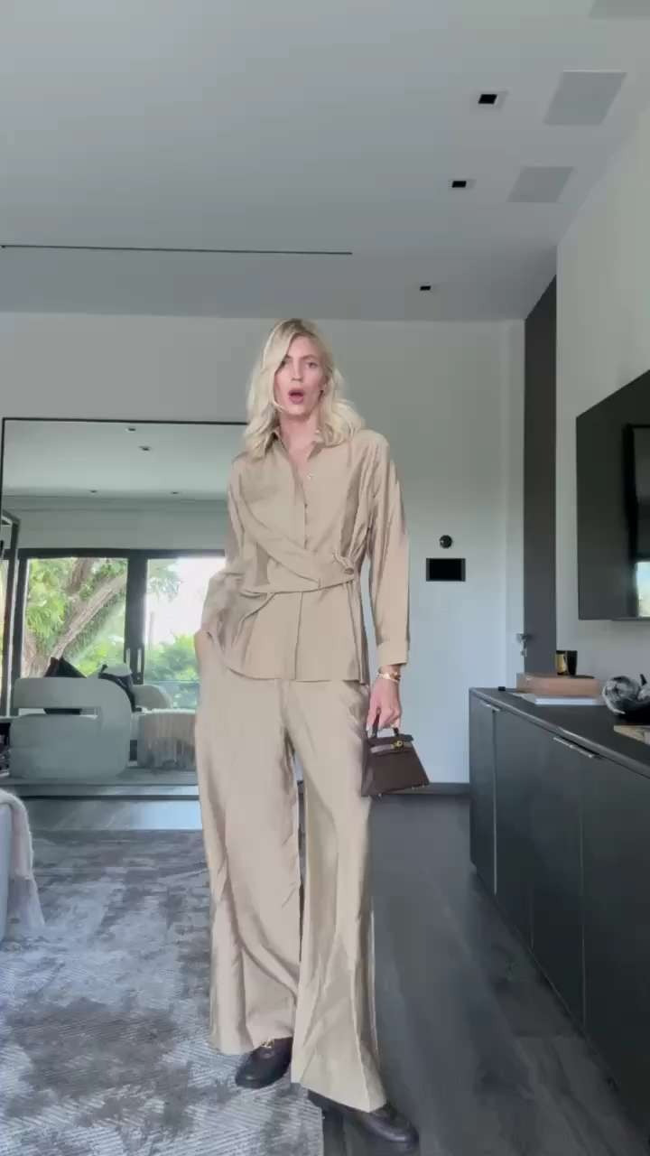 A classy set with unique details🤎 

 #LTKStyleTip #LTKShoeCrush #LTKItBag