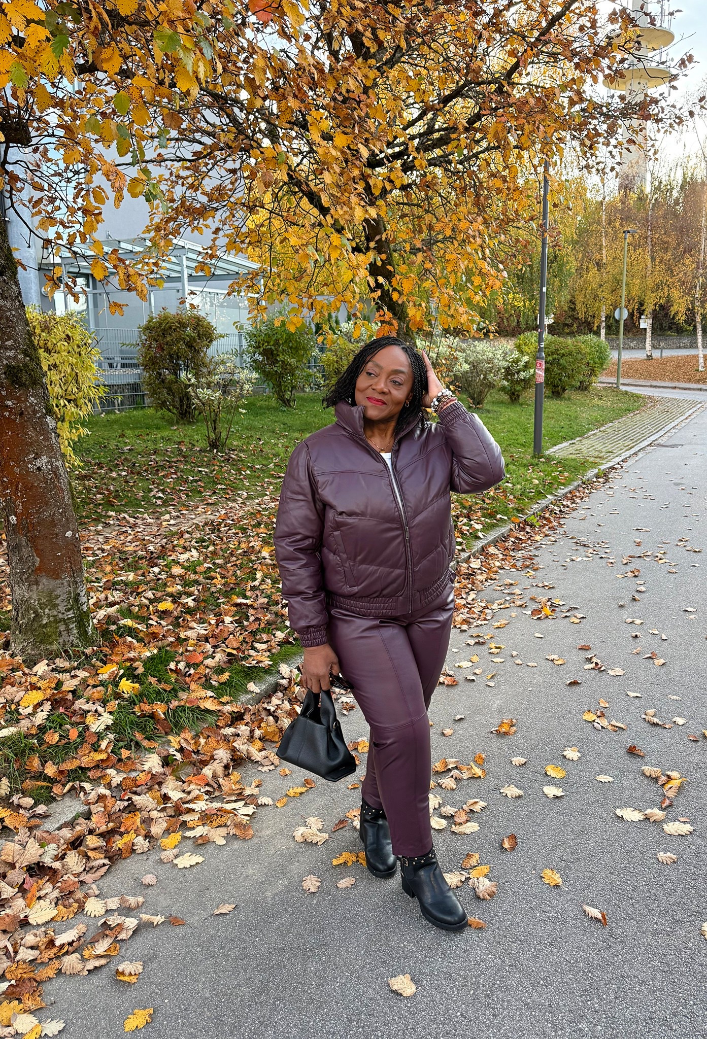 Leather set in 🍆
•


#LTKeurope #LTKautumn #LTKcurves