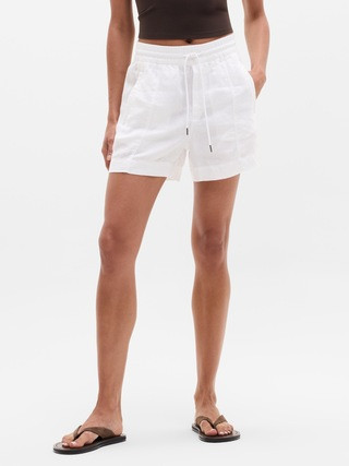 Retreat Linen Mid Rise 4" Short | Athleta