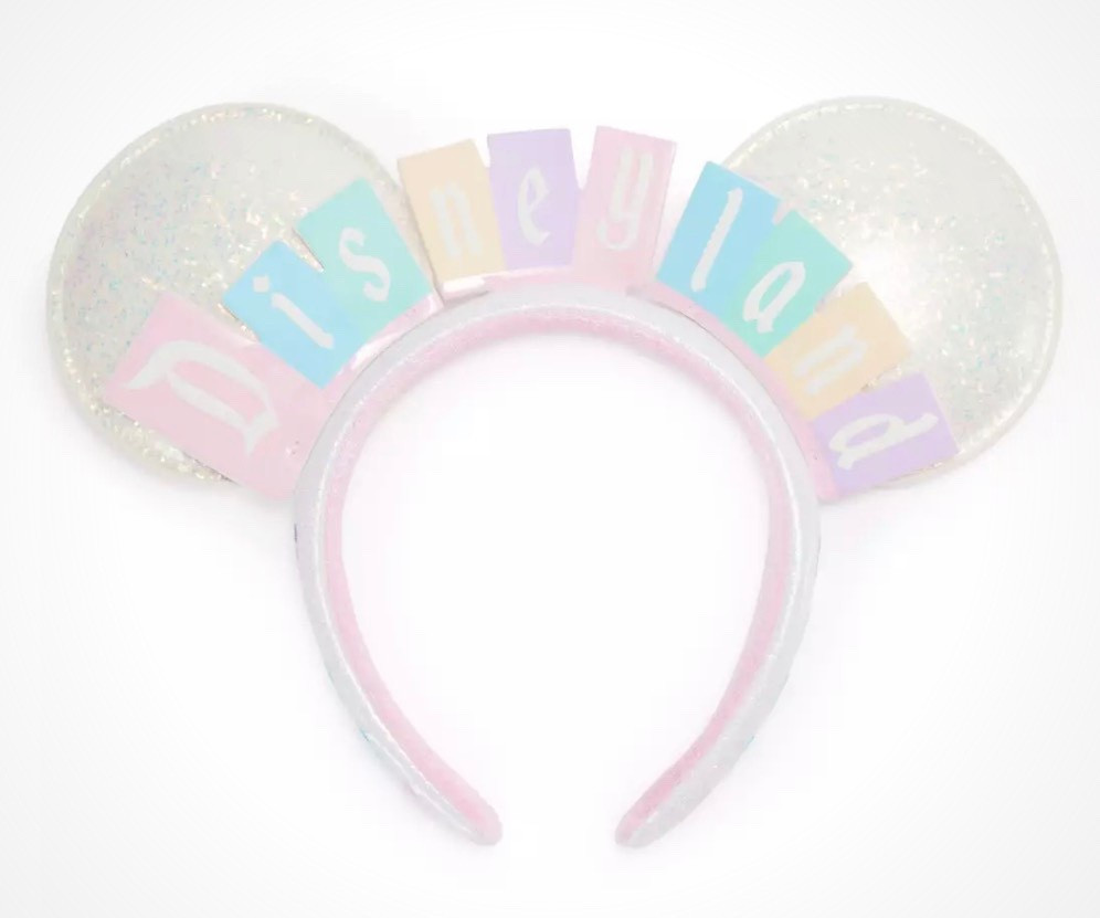 The new Disneyland and WDW marquee ears are now online! I’m a little partial to Disneyland’s 🥰💖

#LTKSeasonal #LTKootd #LTKBeauty