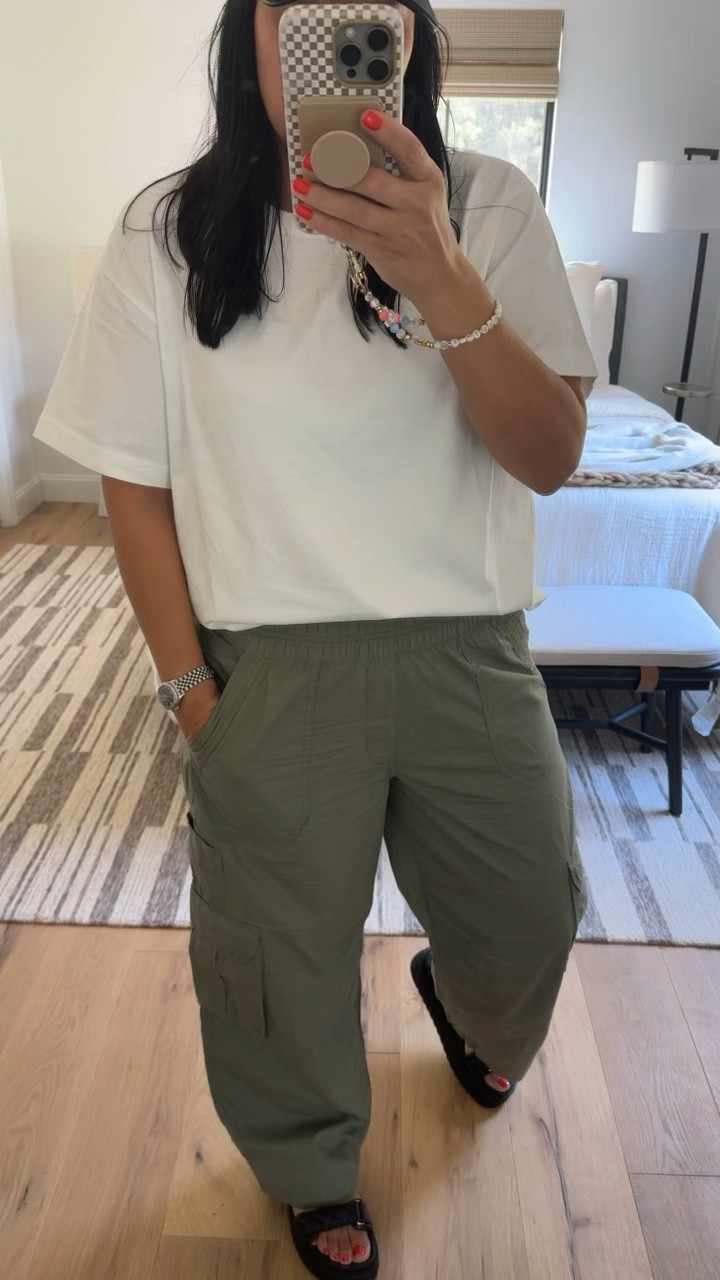 T-shirt size medium, pants size medium (they run oversized), shoes fit tts (size up if you are between sizes)  

#LTKMidsize #LTKTravel #LTKOver40