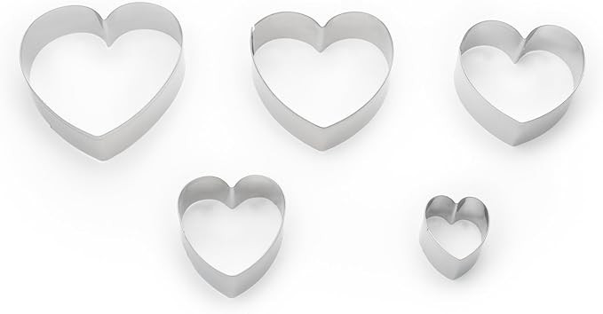 Fox Run 3680 Heart Shaped Cookie Cutters, Stainless Steel, 5-Piece Set with Storage Tin Included | Amazon (CA)