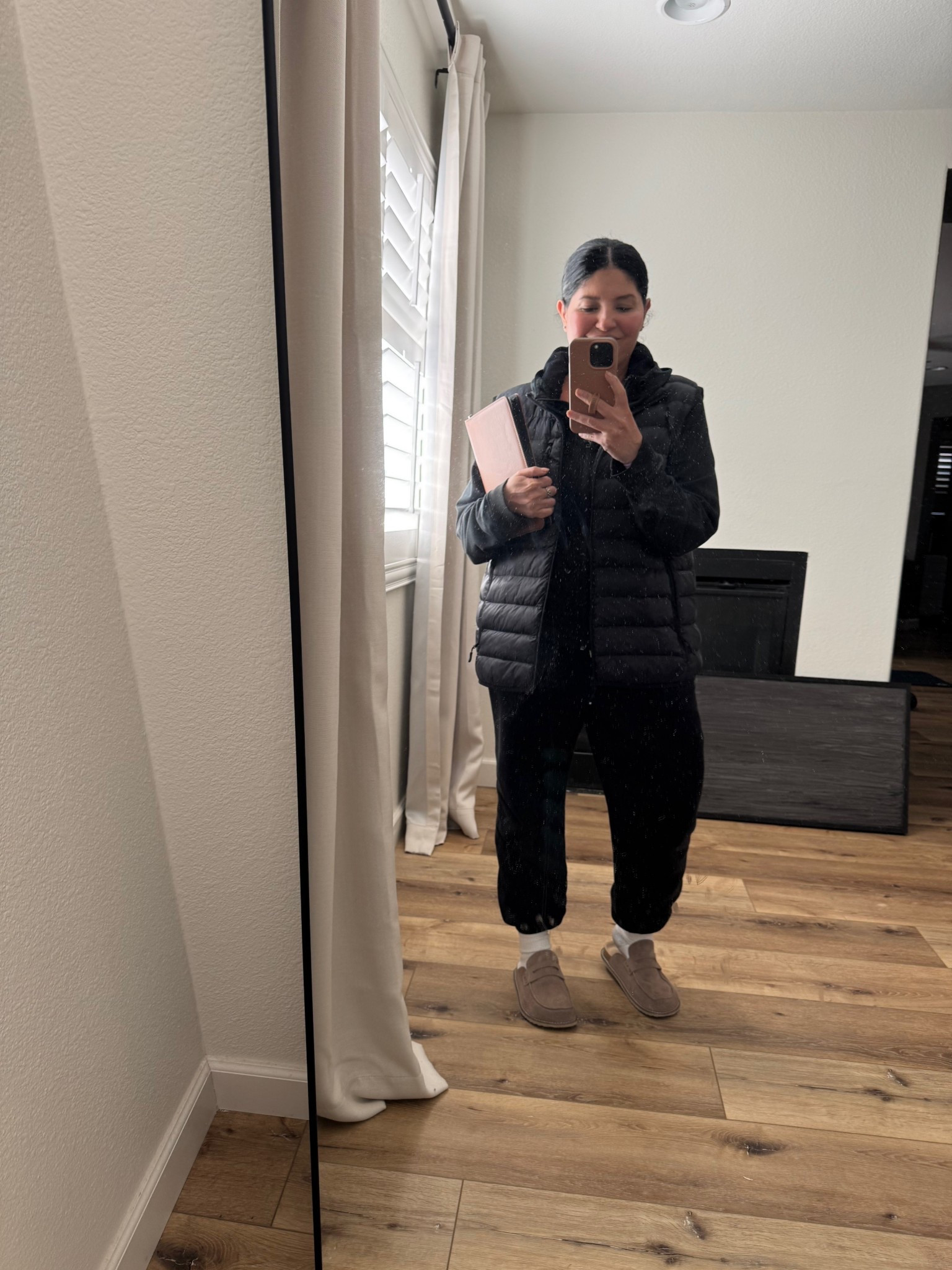 OOTD // large in everything 

* I’m 5’3 #curvygalapproved 

#LTKootd #LTKPetite #LTKmomlife