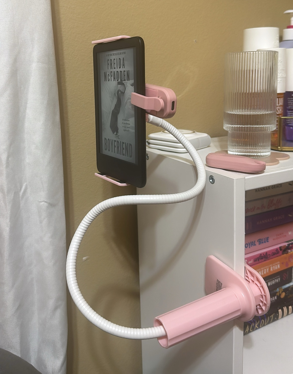 Calling all my book girlies!!!! This ebook reader and clicker have changed my reading experience! Can finally read all cozy without having to lift a finger! 

#LTKGiftGuide #LTKFindsUnder50 #LTKHome