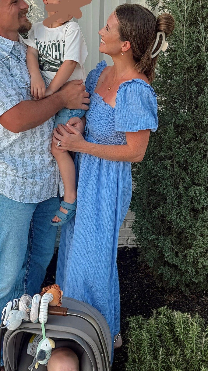Loving this dress! Perfect for postpartum/breastfeeding!! Currently ON SALE ✨

#LTKmomlife #LTKootd #LTKSaleAlert