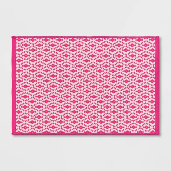 2'x3' Indoor/Outdoor Reversible Scatter Pink - Sun Squad™ | Target