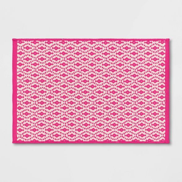 2'x3' Indoor/Outdoor Reversible Scatter Pink - Sun Squad™ | Target