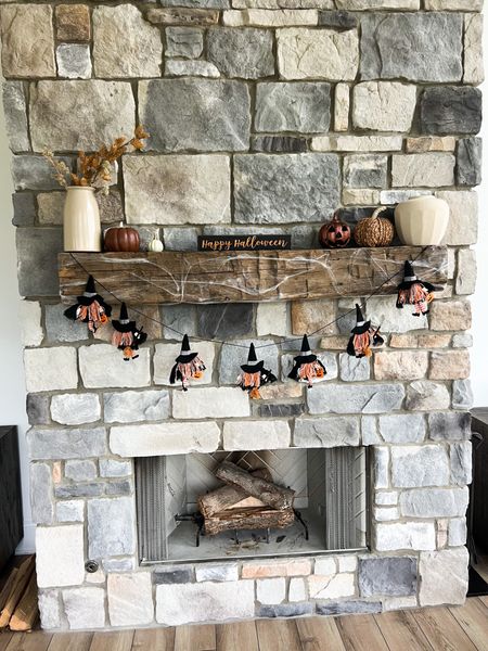 Our more rustic Halloween mantle 🥰🖤🎃👻💀

#LTKSale #LTKHalloween #LTKSeasonal