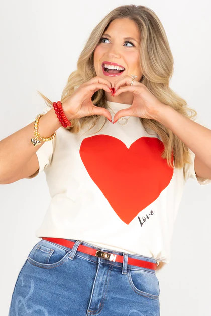 DOORBUSTER Love Heart Ivory Short Sleeve Tee | The Willow Tree