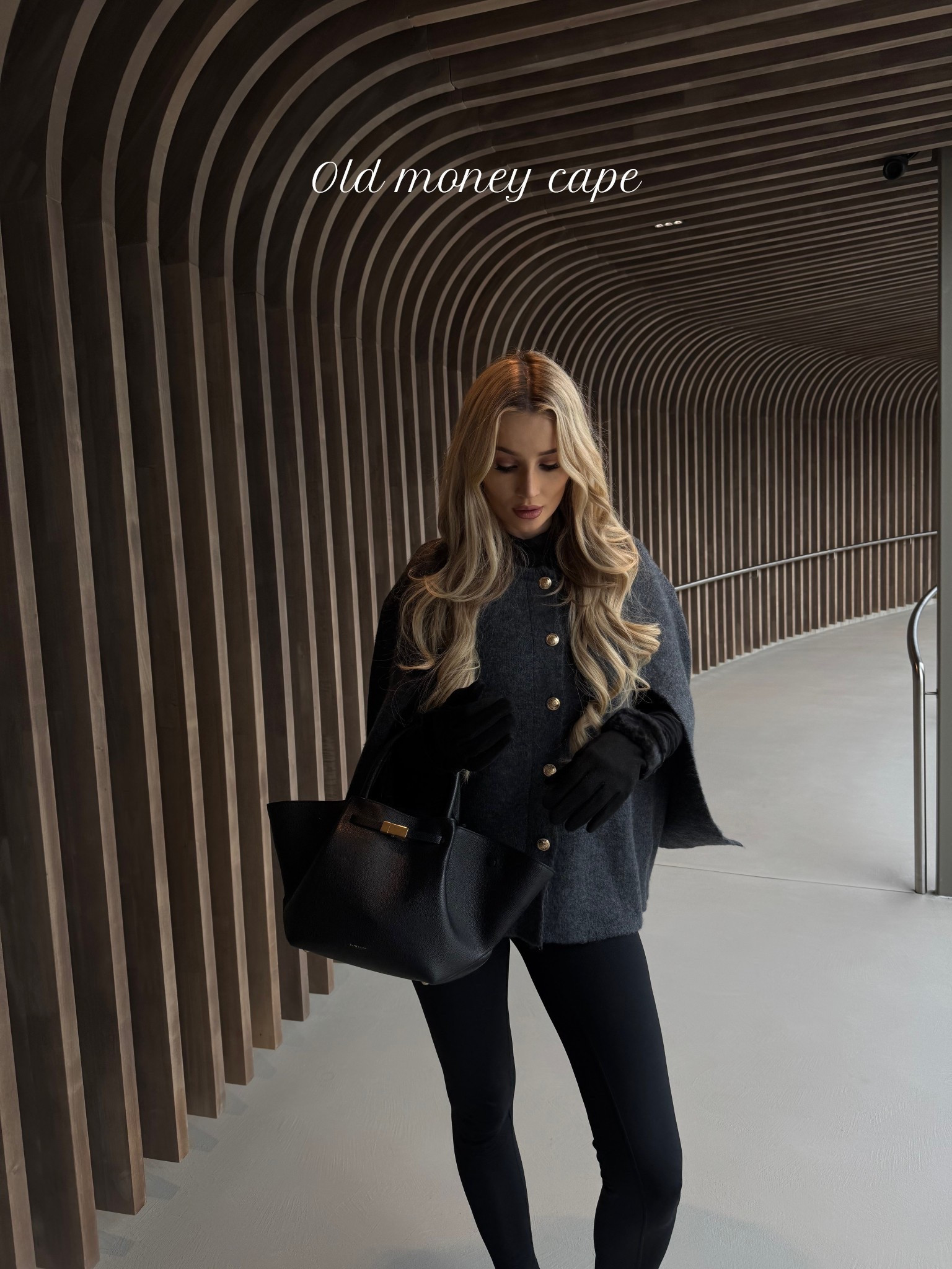 Old money style 🤍 love this chic cape! 

#oldmoney #oldmoneyoutfit #cape #classystyle #LTKoldmoney

#LTKdeutschland #LTKeurope #LTKstyletip