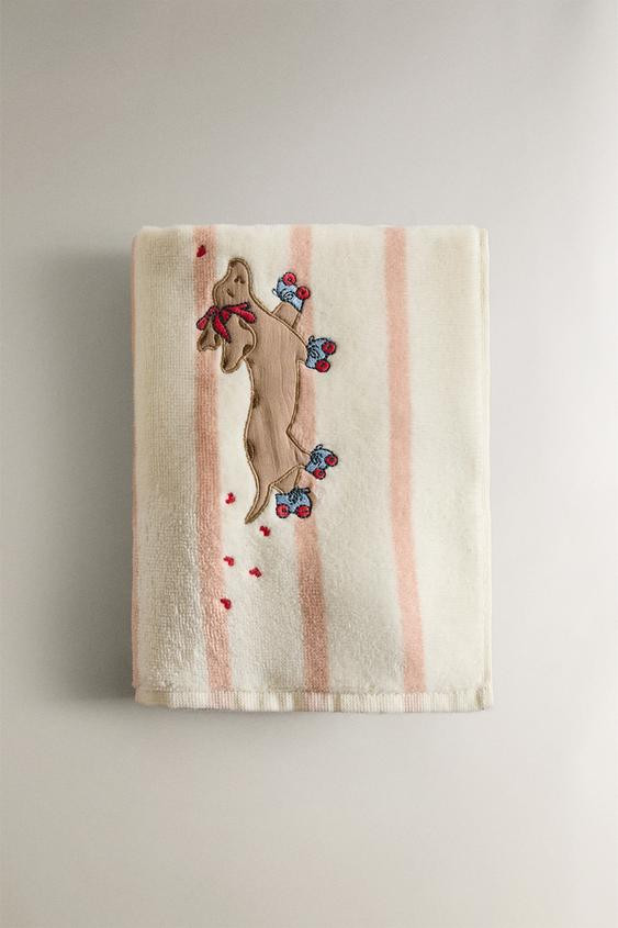 CHILDREN'S STRIPED BATH TOWEL WITH SKATING DOG | Zara US