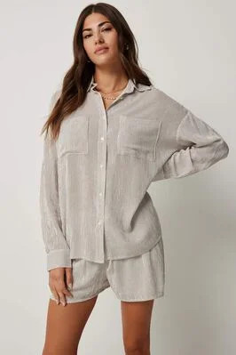 Crinkle Oversized Beach Shirt | Ardene
