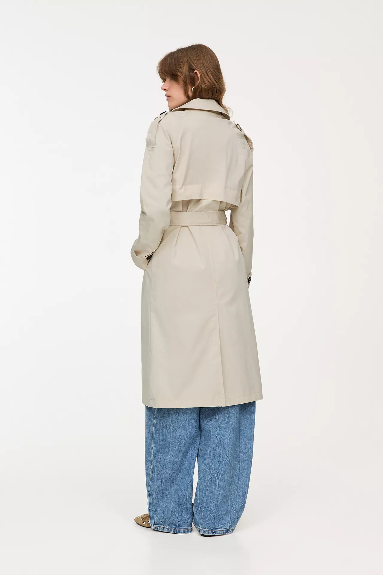 Trenchcoat mit Gürtel | PULL and BEAR DE