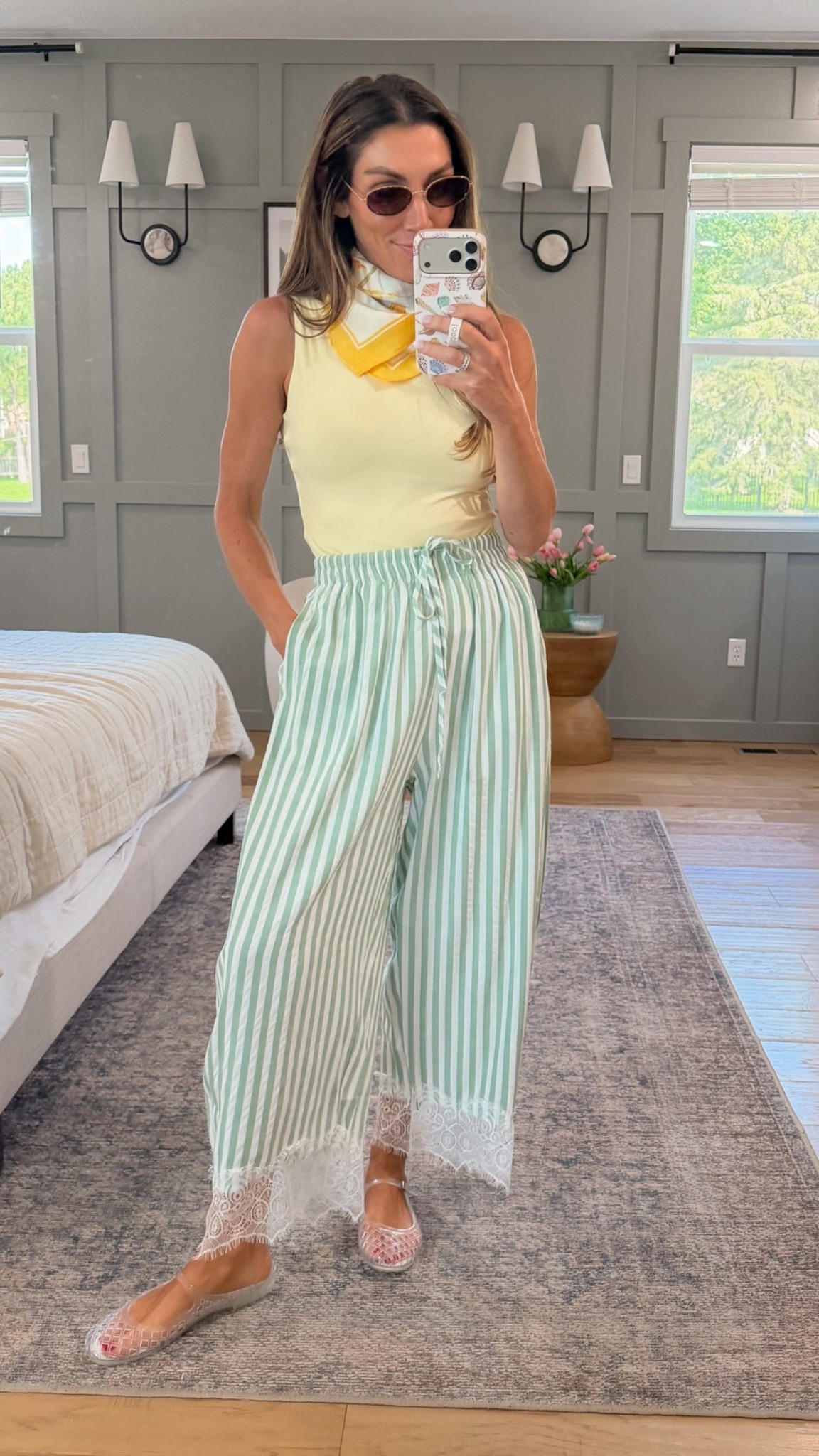 When you want to wear pajamas but have a meeting to get to ☀️💛

#LTKmomlife #LTKgrwm #LTKootd