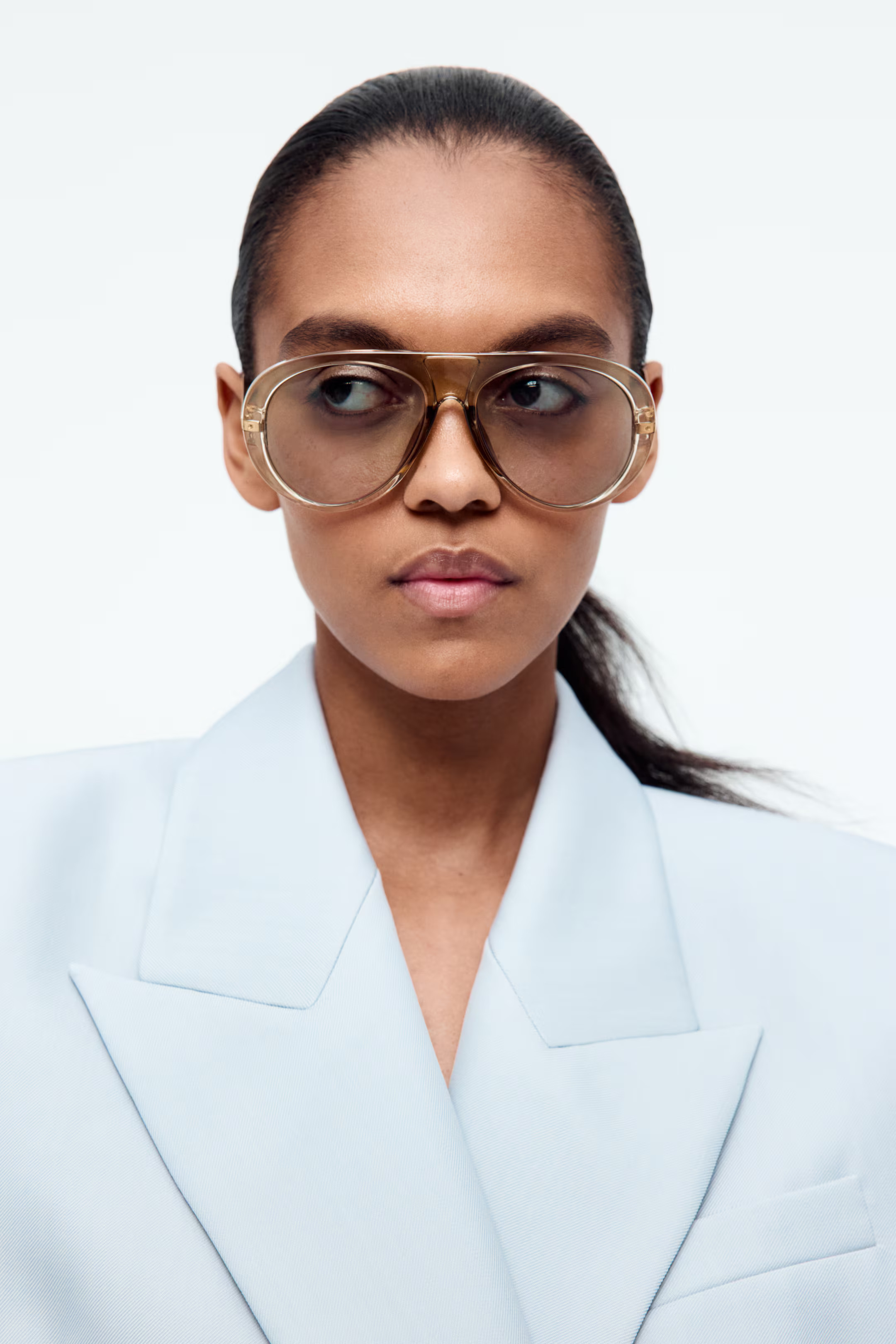 Retro-style sunglasses | H&M (UK, MY, IN, SG, PH, TW, HK)