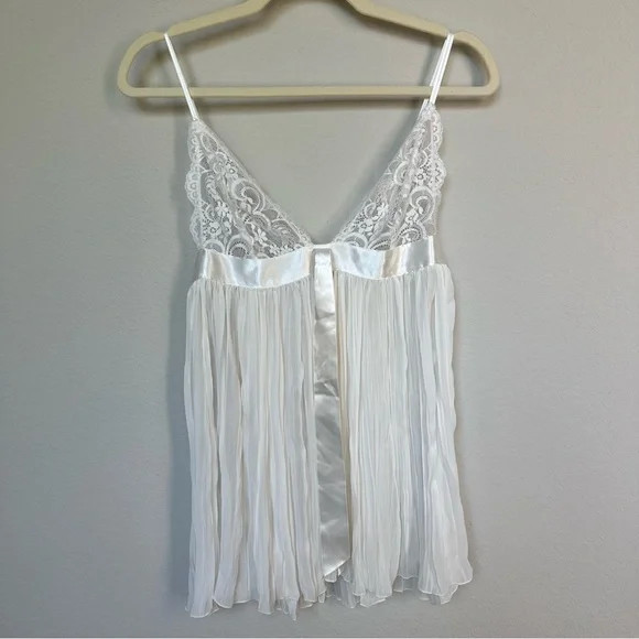 Victoria’s Secret Pleated Babydoll Bow Lingerie Nightie Cream M | Poshmark