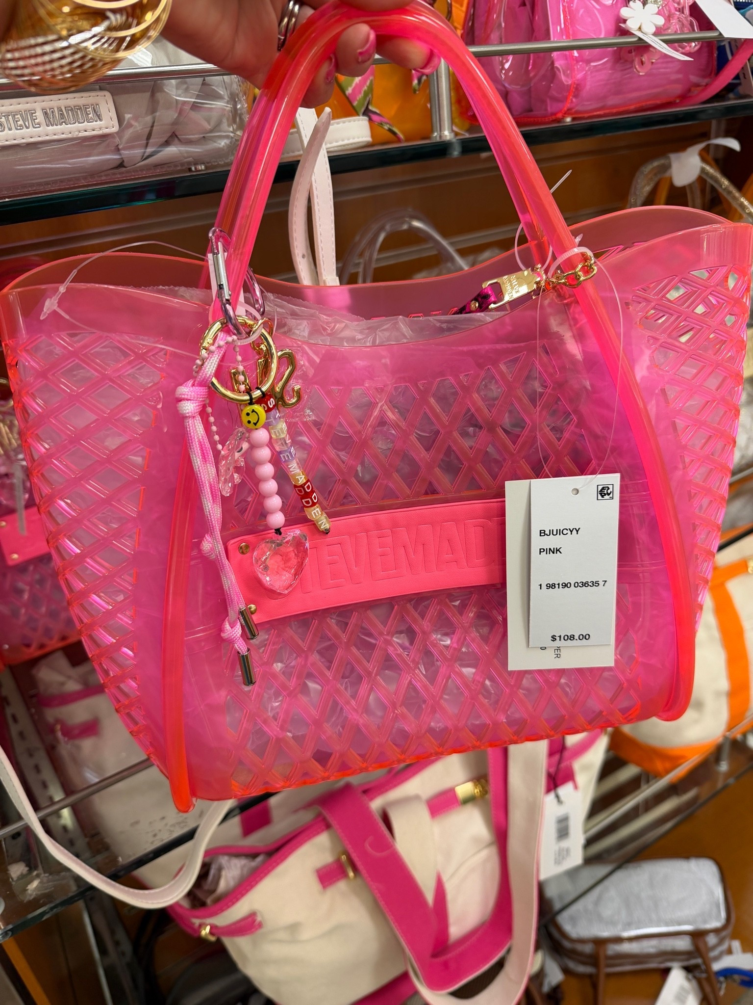 These jelly bags

#LTKSeasonal #LTKSaleAlert #LTKgrwm