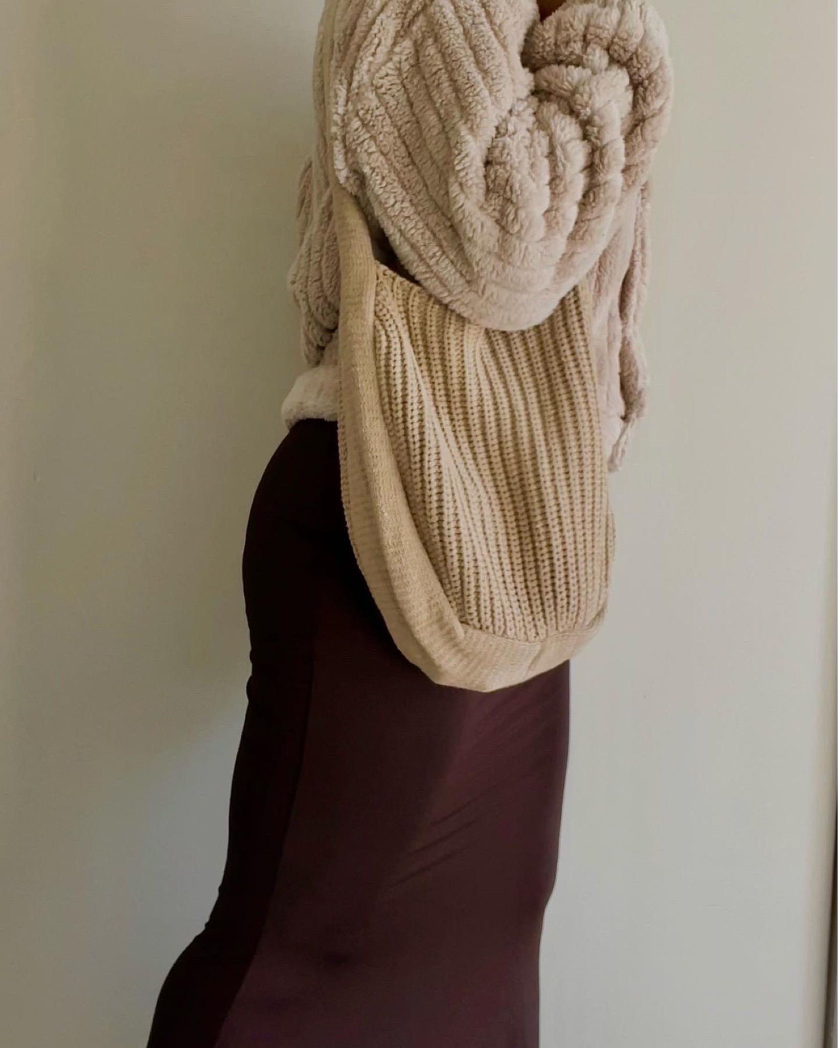  I will be rocking cozy teddy coats and brown tones while smelling like warm toasty vanilla all winter season long, thank you! 
•
•
Vanilla girl vibes, vanilla girl aesthetic, brown neutral outfits, winter coat, winter fashion, long skirt outfits

#LTKunder50 #LTKSeasonal #LTKstyletip