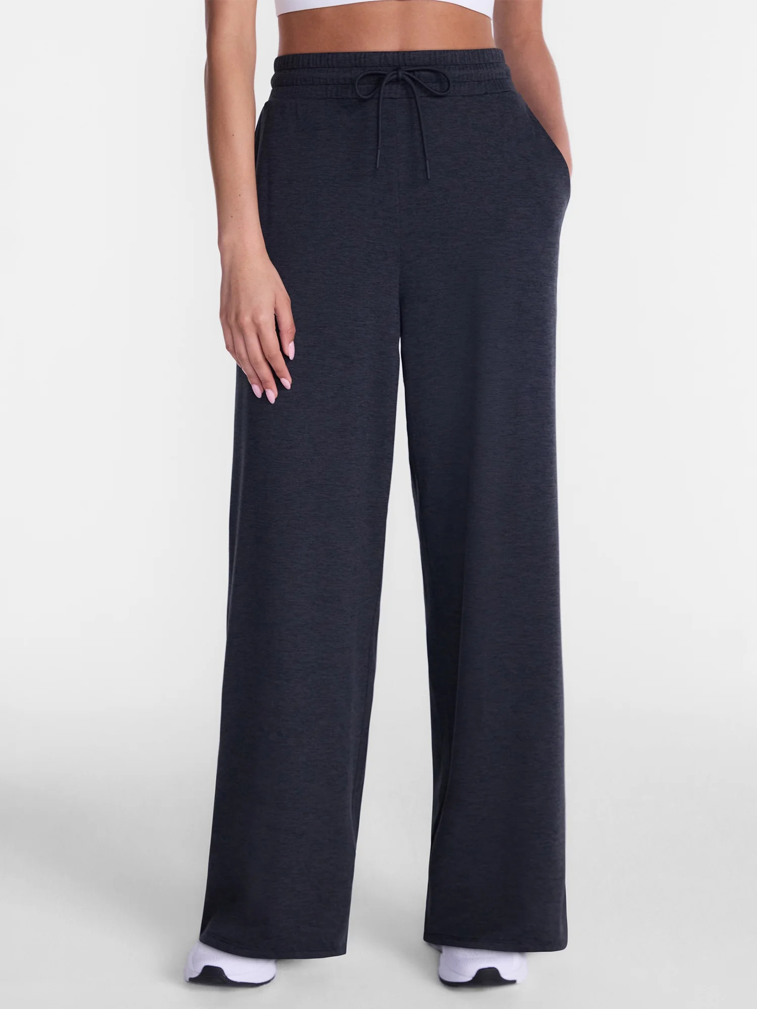 Athletic Works Women’s and Women’s Plus ButterCore Wide Leg Pants, 30” Inseam, Sizes XS-4X | Walmart (US)