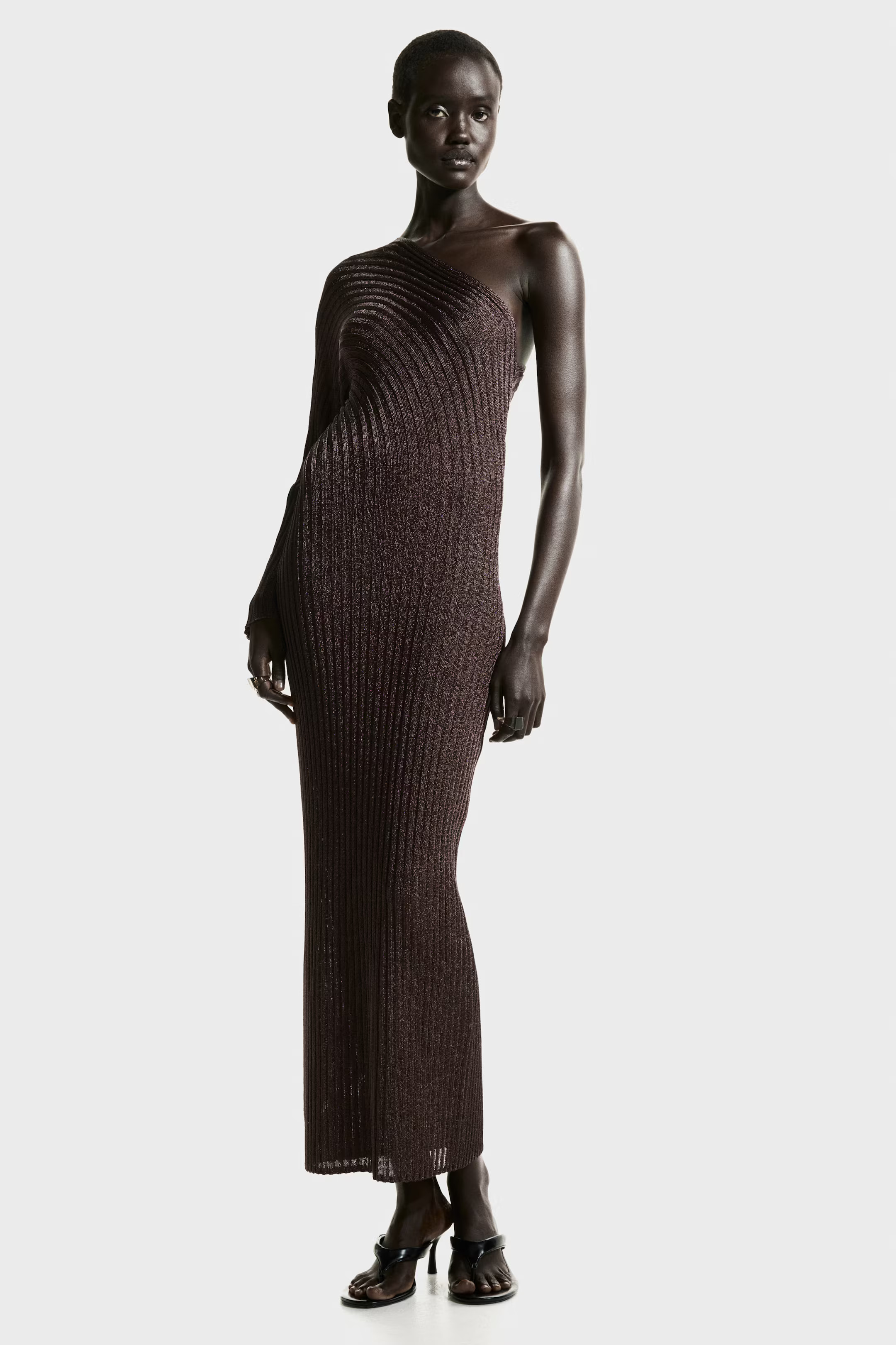 Metallic one-shoulder dress | H&M (UK, MY, IN, SG, PH, TW, HK)