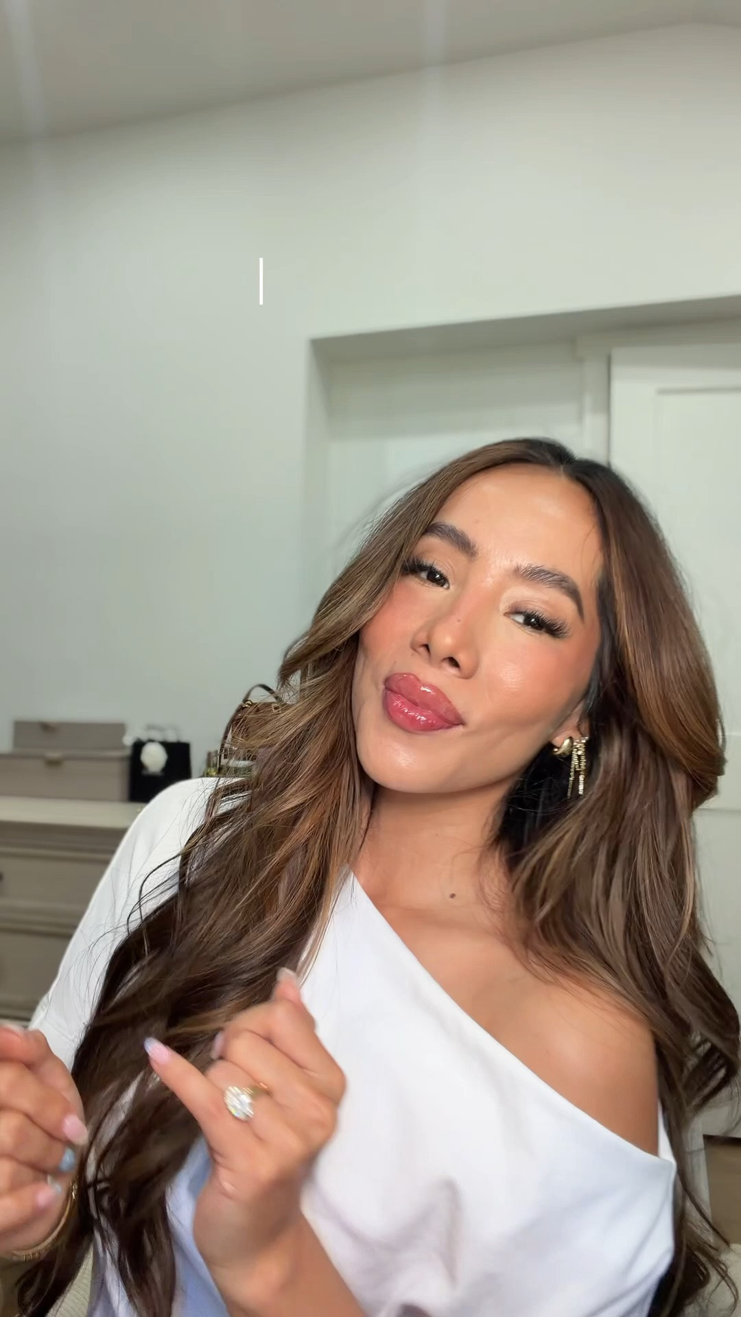 My 5 minute soft glam makeup routine

#LTKdayinmylife #LTKgrwm #LTKBeauty
