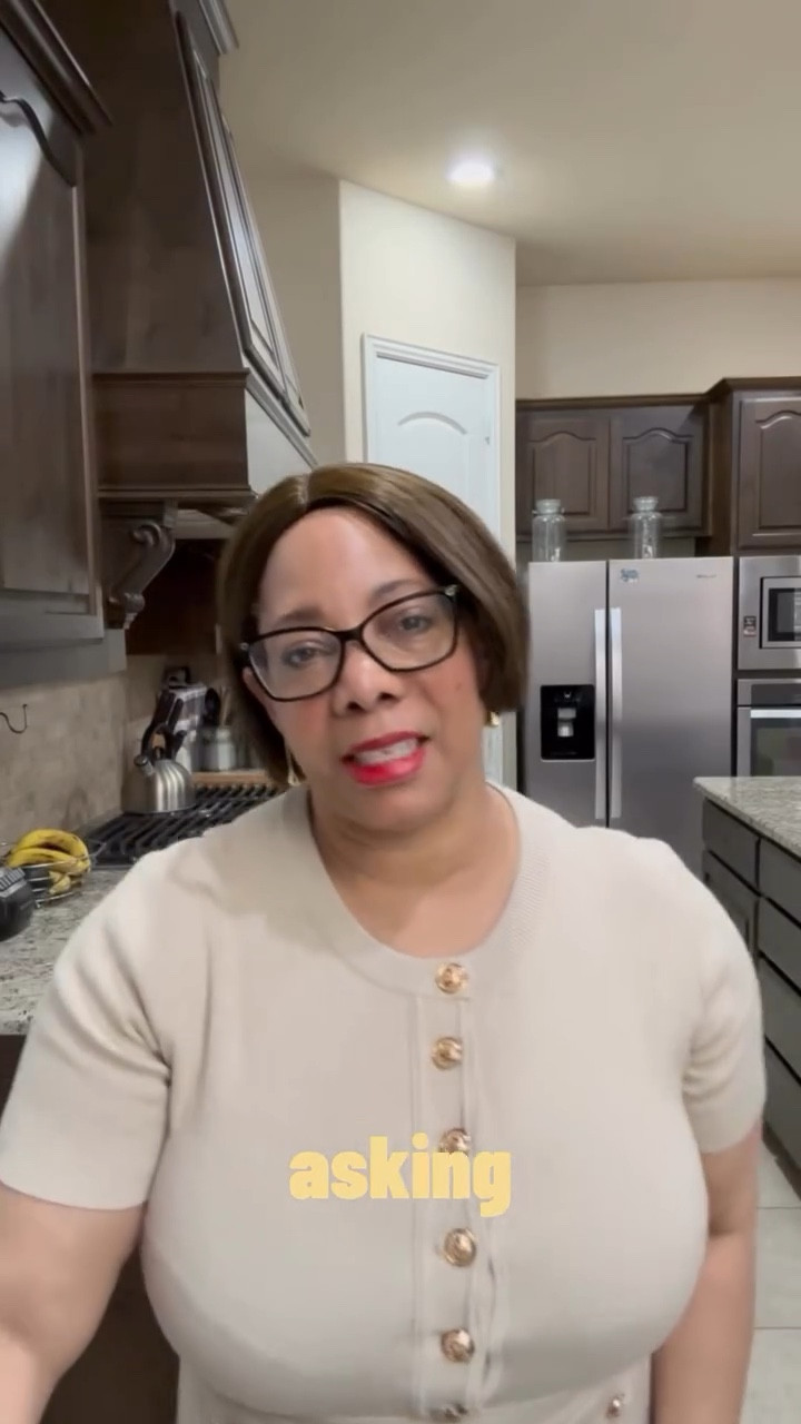 Thoughts On Age Gap Relationships ⬇️

Truthfully, for the longest time I have been against age gap relationships where one person is more than 15 years older than the other person.

However, nowadays I am starting to loosen up on my hesitations against larger age gap relationships because at the end of the day, the most important part is that people find someone who they can enjoy spending time with, and who they can happily share their life with.

Am I still an advocate for dating someone closer to your age? Yes! Do I think that being in a 15+ year age gap at 25 v at 45 is a little different? Also yes lol 😅.

But ultimately, if that’s what makes two adults happy, who am I to judge?

What do y’all think?

#AgeGapRelationships #DatingCoach #Matchmaker