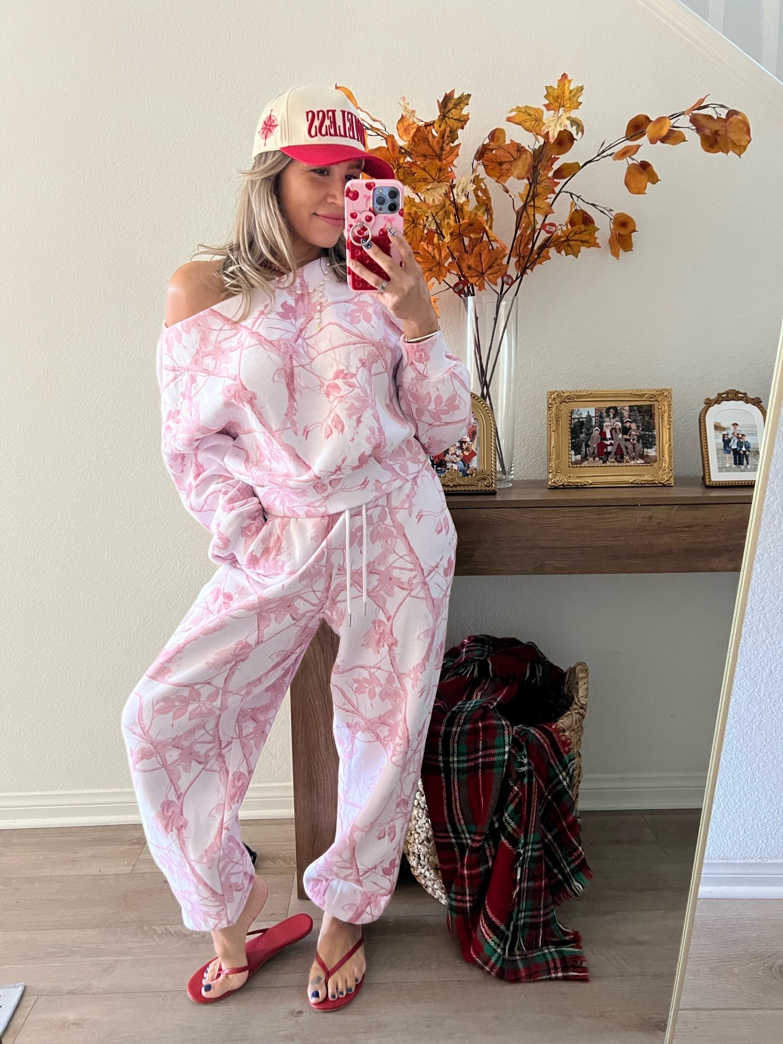 Did someone say pink camo?!!
My favorite sweatsuit!! 🩷 

#LTKFindsUnder100 #LTKootd #LTKHoliday