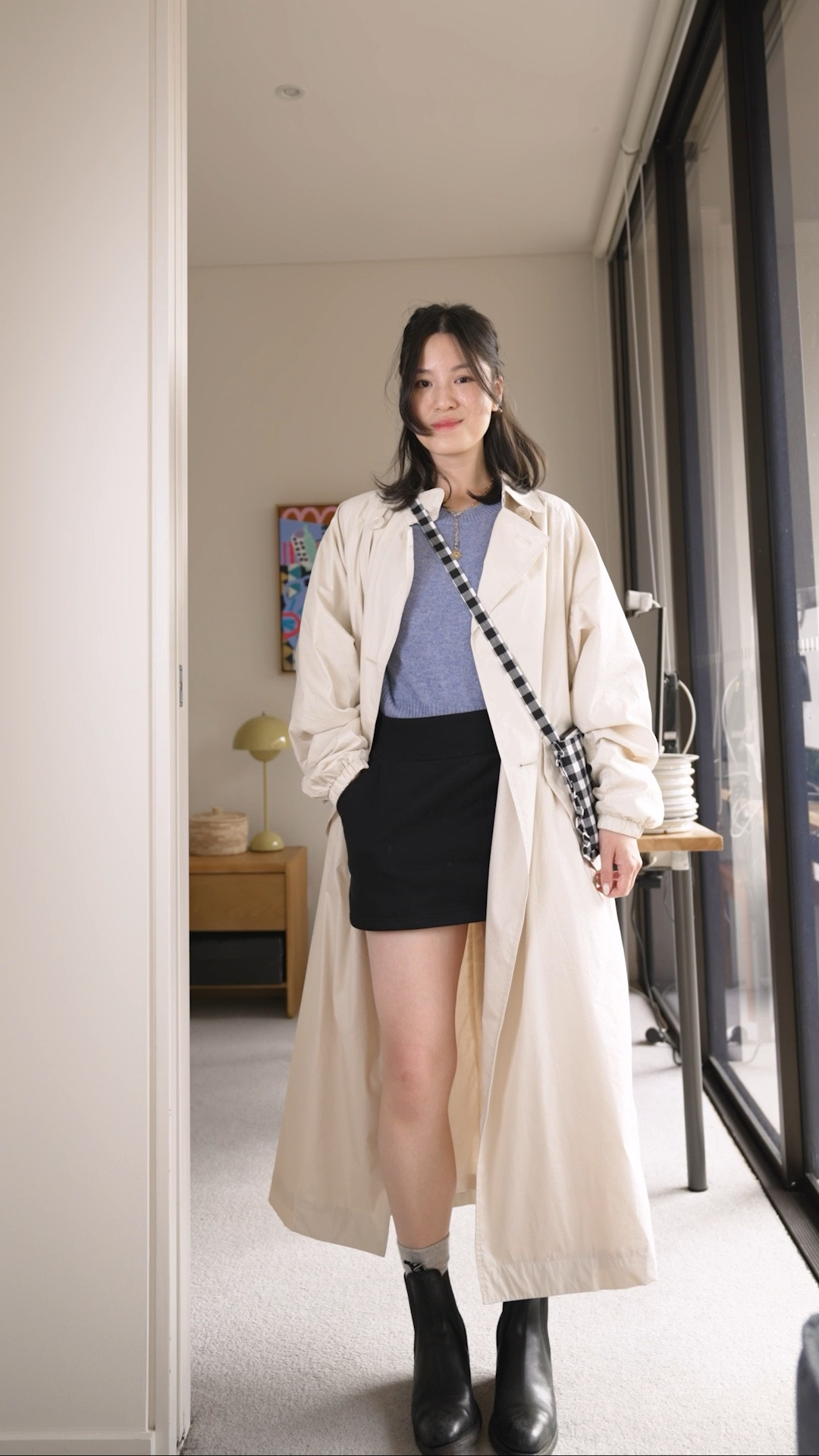 One mini skirt, 4 looks