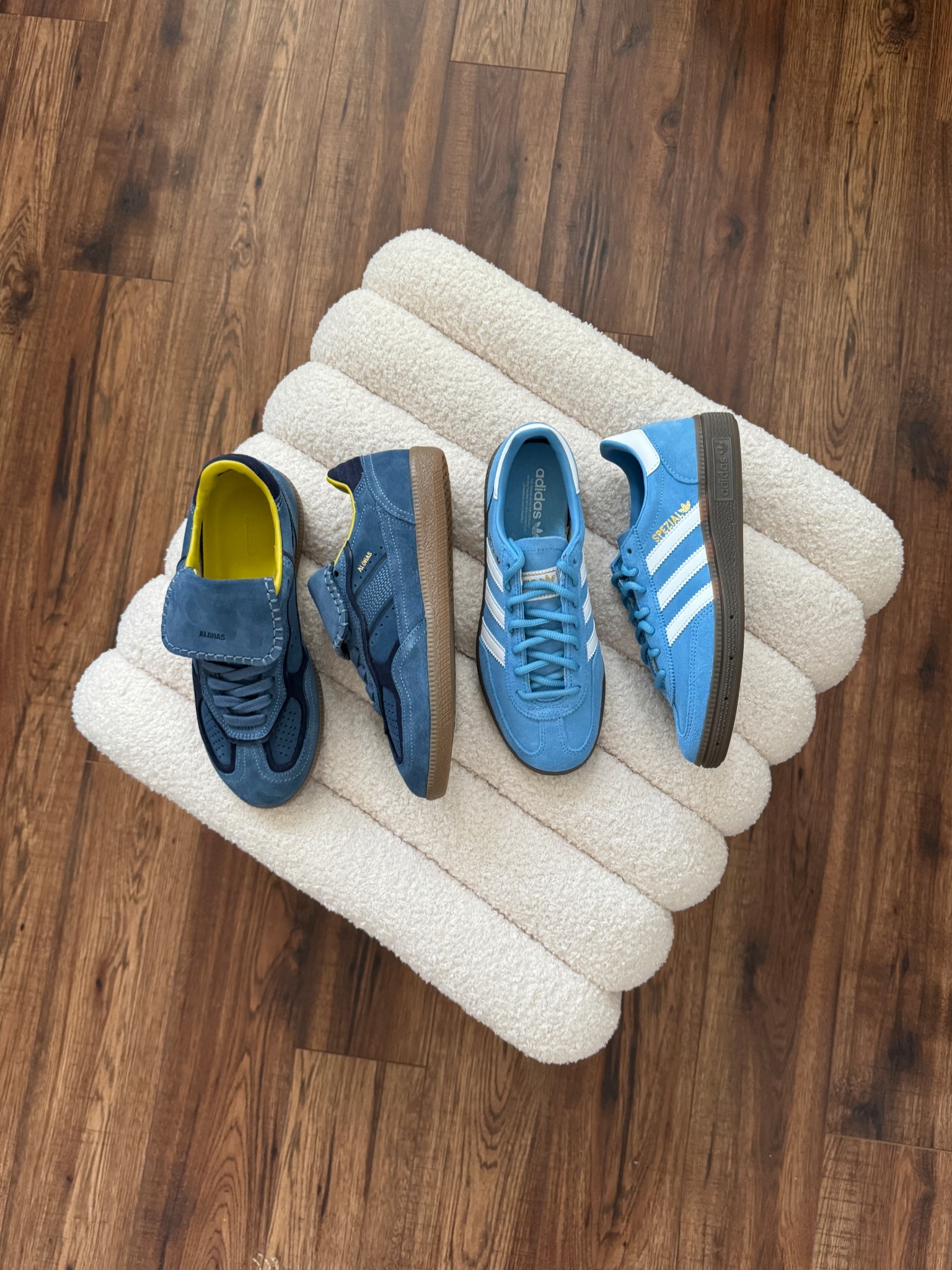 spring sneakers
adidas sneakers, adidas spezial, alohas, alohas sneakers, blue sneakers, trendy sneakers 

#LTKShoeCrush