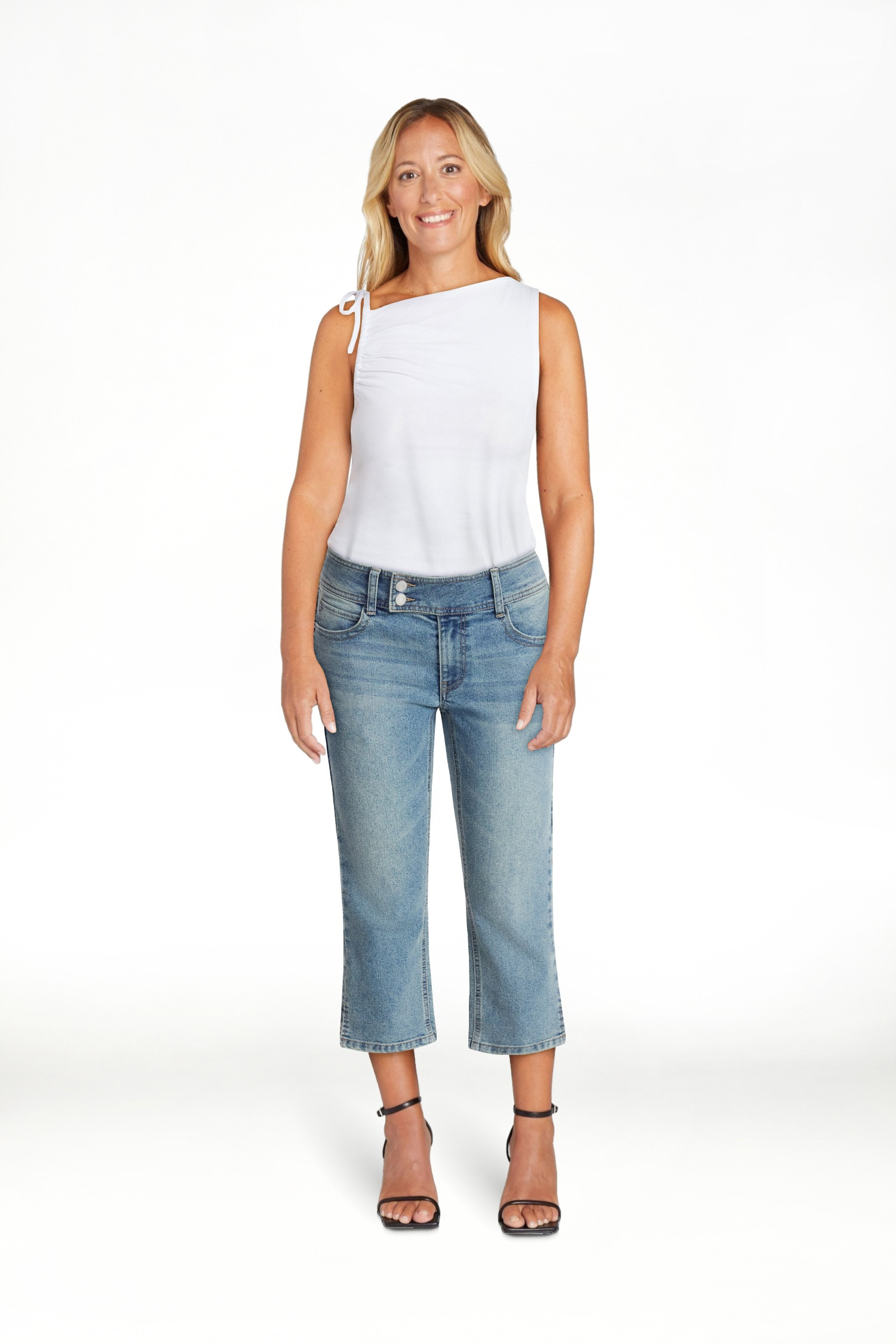 No Boundaries Low Rise Denim Capri Pants, 21" Inseam, Women's 0-20 | Walmart (US)