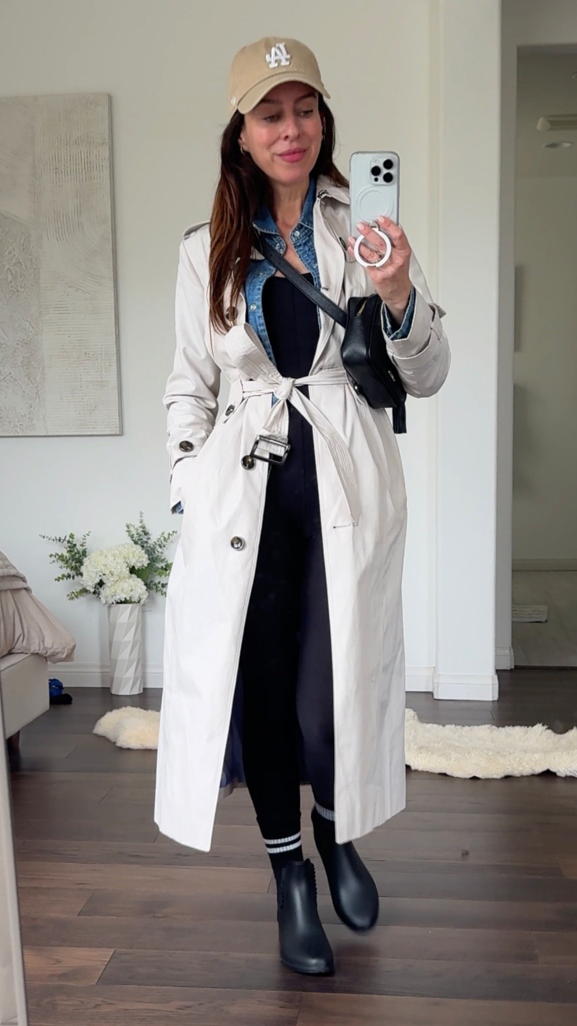 WIW to Errands + Pilates
Bodysuit and grip socks layered up with a trench, denim shirt and rain boots for a busy day on the go.


#LTKPetite #LTKOver40 #LTKActive