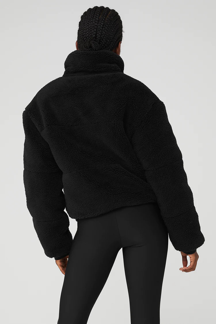 Sherpa Snow Angel Puffer | Alo Yoga (US)