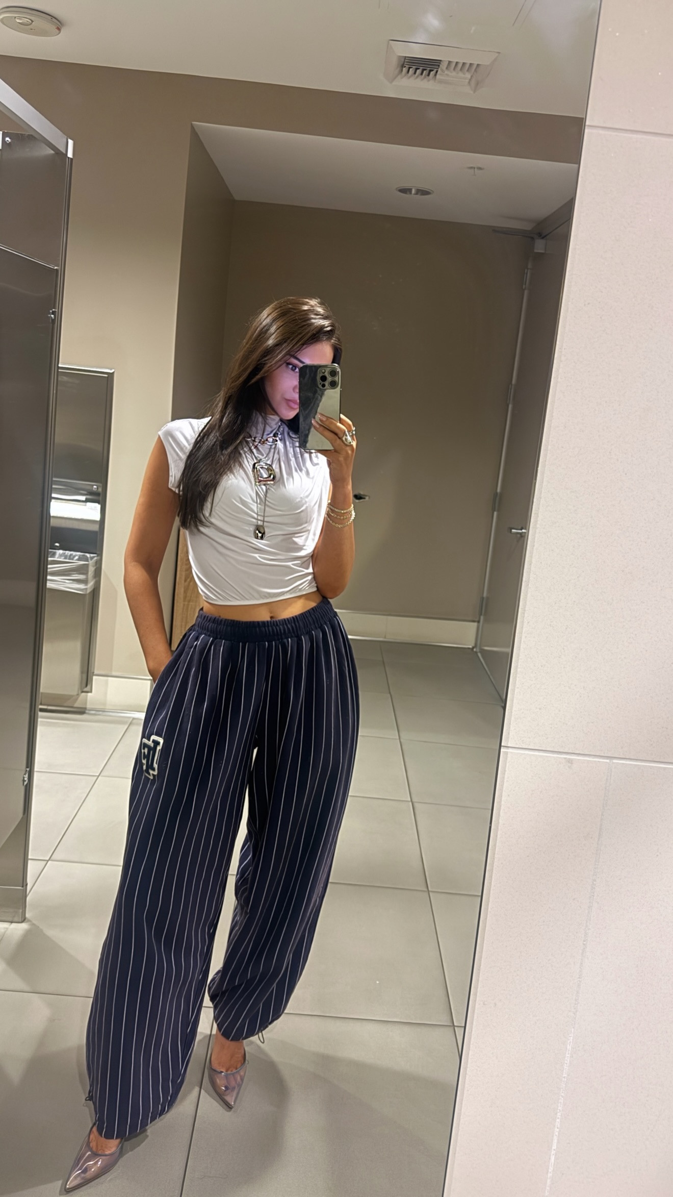Office OOTD🤍My exact top is sold out but I linked it for when it's back in stock + similars.  

 #LTKStyleTip #LTKShoeCrush